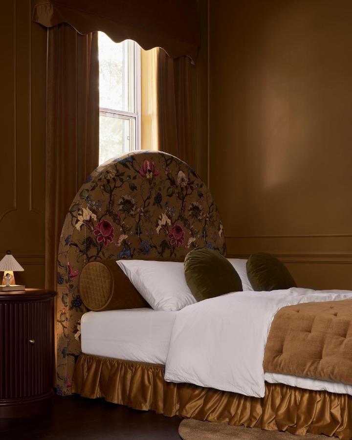 Hotel Julie Stratford Buitenkant foto